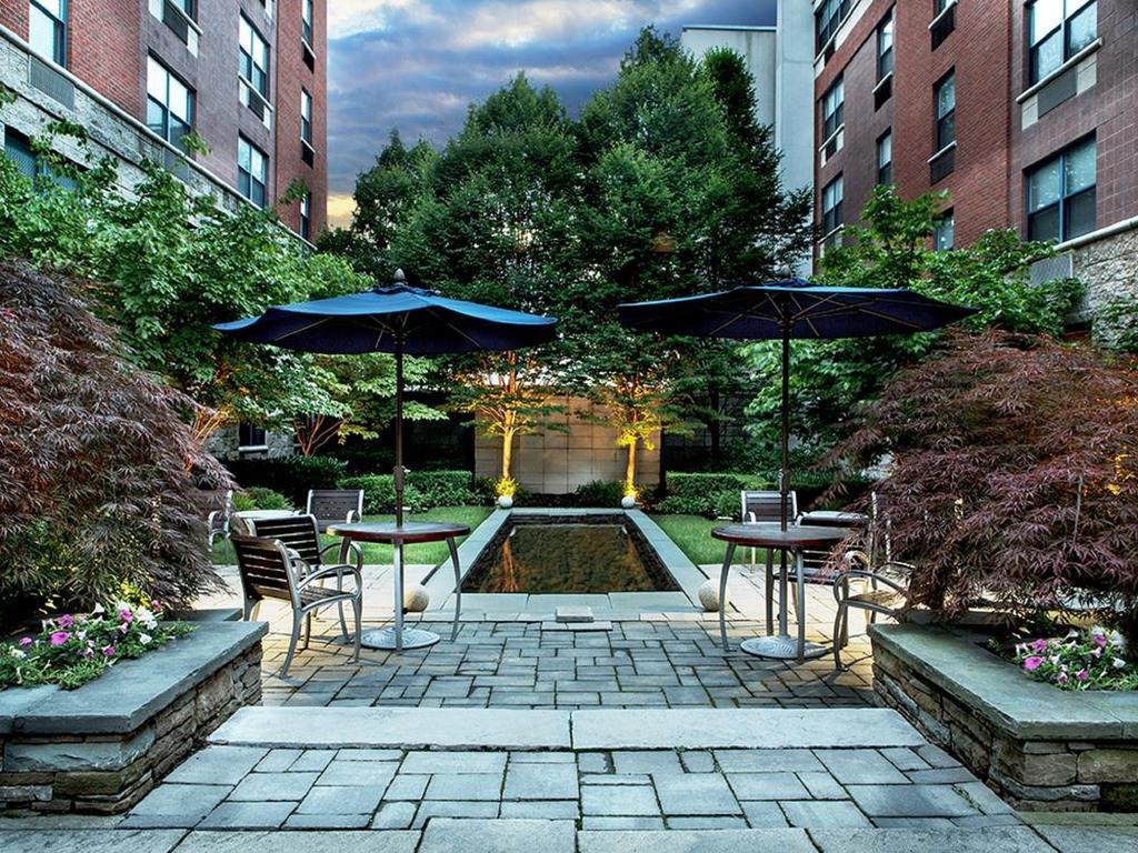 Global Luxury Suites At Monroe Morristown Exterior foto